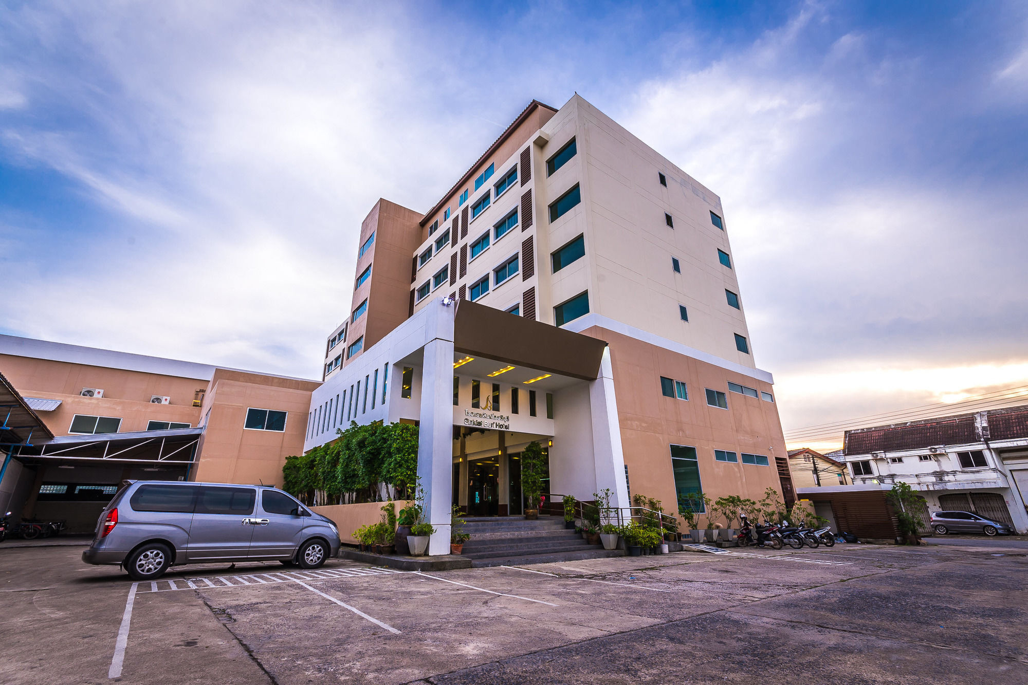 Sinkiat Buri Hotel Satun Exterior foto